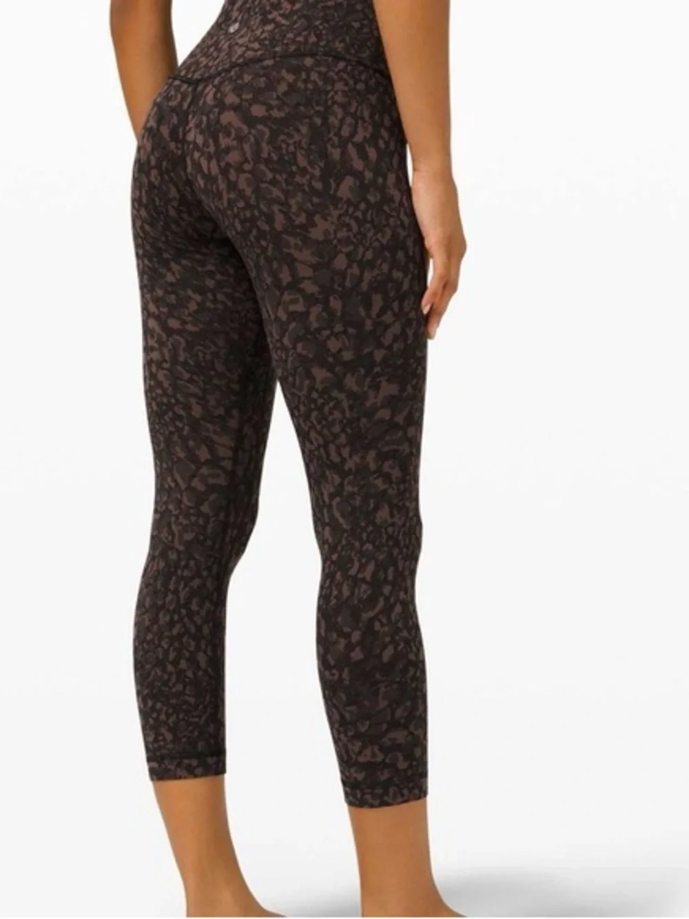 Lululemon Wunder Under High Rise Leggings Wild Thing Camo 25” Size 6